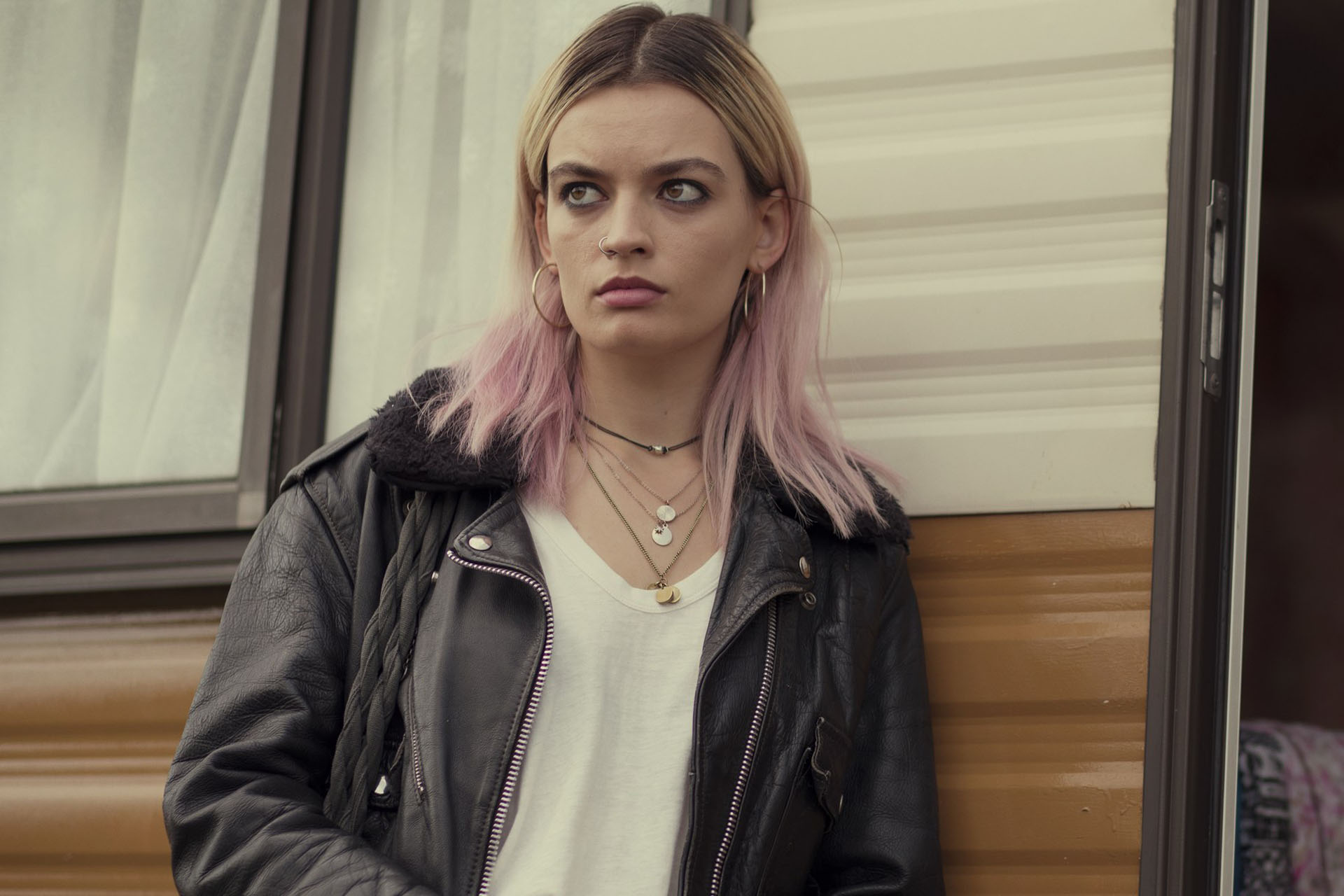 Мэйв Уайли — главная героиня сериала «Половое воспитание»